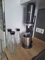 Soda Stream Crystal gebraucht, 3x Glasflaschen, 1x Zylinder Bielefeld - Bielefeld (Innenstadt) Vorschau