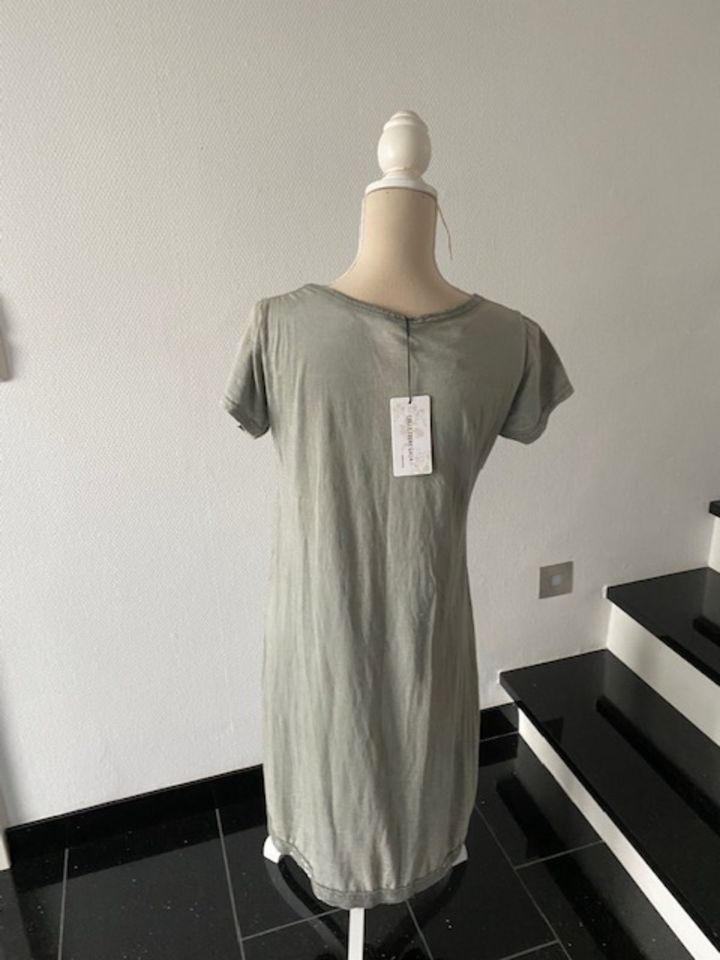 Strandkleid mit Pailletten Gr S neu in Saarbrücken