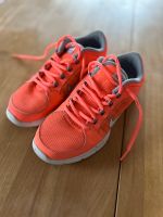 Nike Sportschuhe Sneaker neon orange Gr. 38,5 Bayern - Würzburg Vorschau