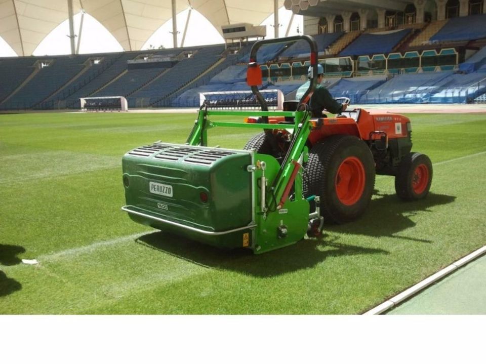 Peruzzo Koala Mulcher Schlegelmäher Auffangbehälter 1200 hyd. in Dresden