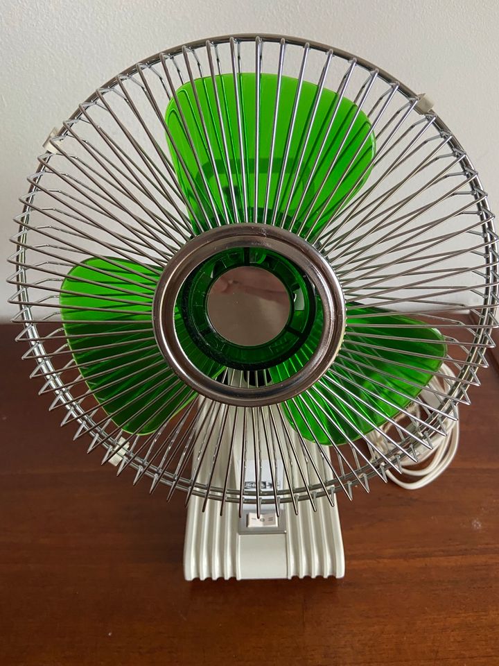 Ventilator 70er Jahre grün, Helios made in Germanyv Vintage in Adendorf