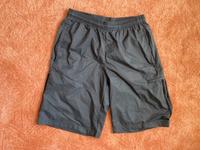 Adidas Woven Short kurze Hose in Gr. M Kr. München - Grasbrunn Vorschau