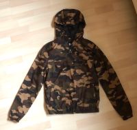 Dünne Jacke Größe S von Urban Classics Army / Tarn - Look Hessen - Willingshausen Vorschau