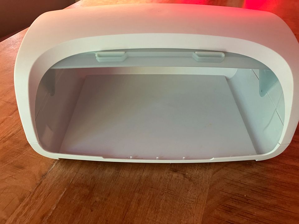 Tupperware Brotbox in Hesel