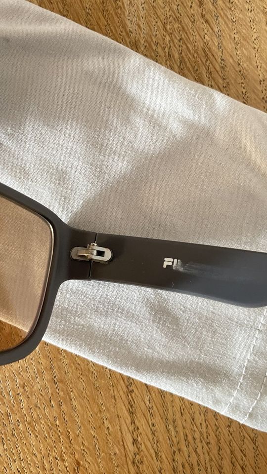 NEU * Fila Sonnenbrille grau *SF9344 2ASX* mit Spiegellinsen in Freising