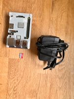 Raspberry Pi 3b+ mit Netzteil, Gehäuse und SD Karte Hessen - Maintal Vorschau