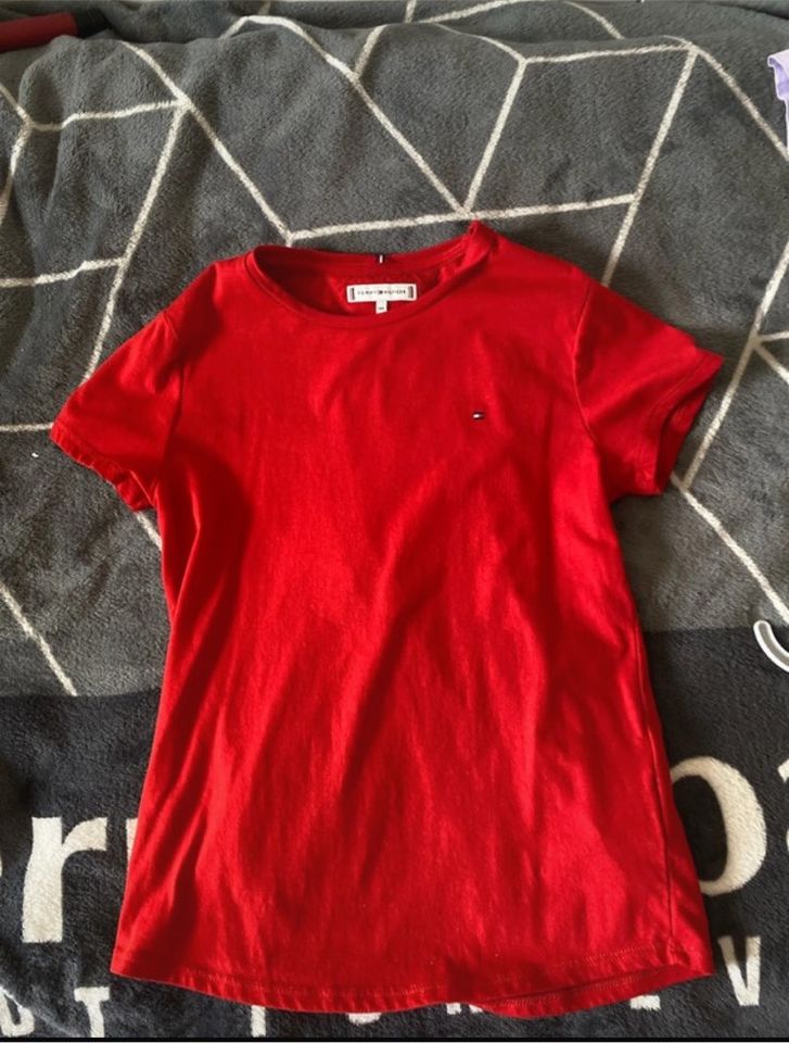 Tommy Hilfiger tshirt rot in Bernau