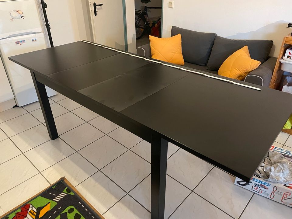 Ikea Bjursta Esstisch schwarz ausziehbar 140x84x75 cm bis 220cm in Engelskirchen