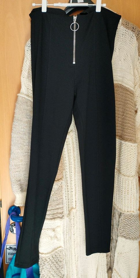 Neu! Stretch Hose, Gr.S,Slim fit, mit Naht s.Fotos in Lörrach