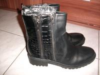 Lederstiefel /Boots von Zara Gr.40 NEU Niedersachsen - Celle Vorschau