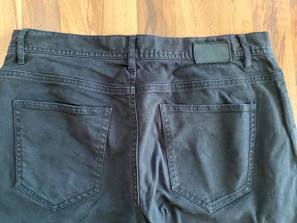 Mexx Jeans schwarz  slimfit Größe 31/32 in Berlin