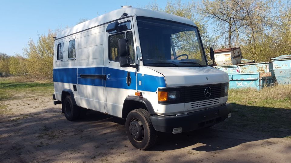 Mercedes Benz MB 609D ex. Polizei Mannschaftswagen Oldtimer in St. Andreasberg