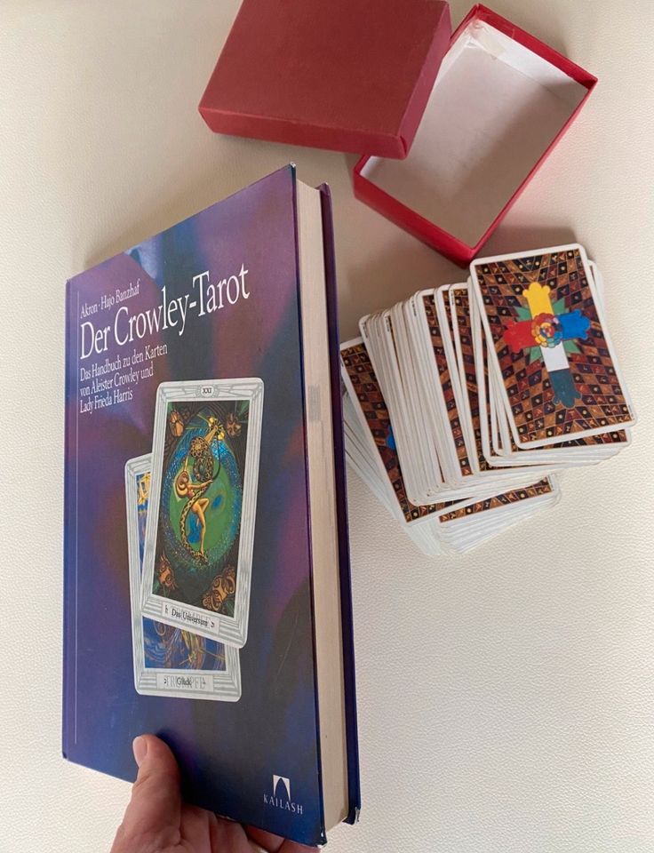 Tarot Set mit Karten, Spiegel der Seele + Crowley Tarot in Köln