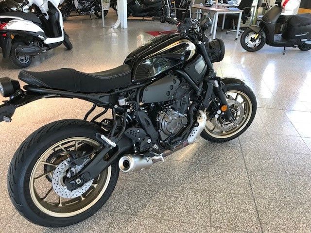 Yamaha XSR 700 Modell 2022 in Berlin