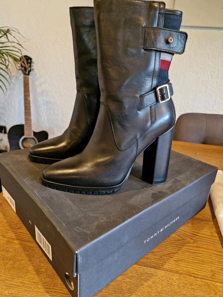 High Heel Stiefeletten/ Boots Modern Blanket von Tommy Hilfiger in Dortmund