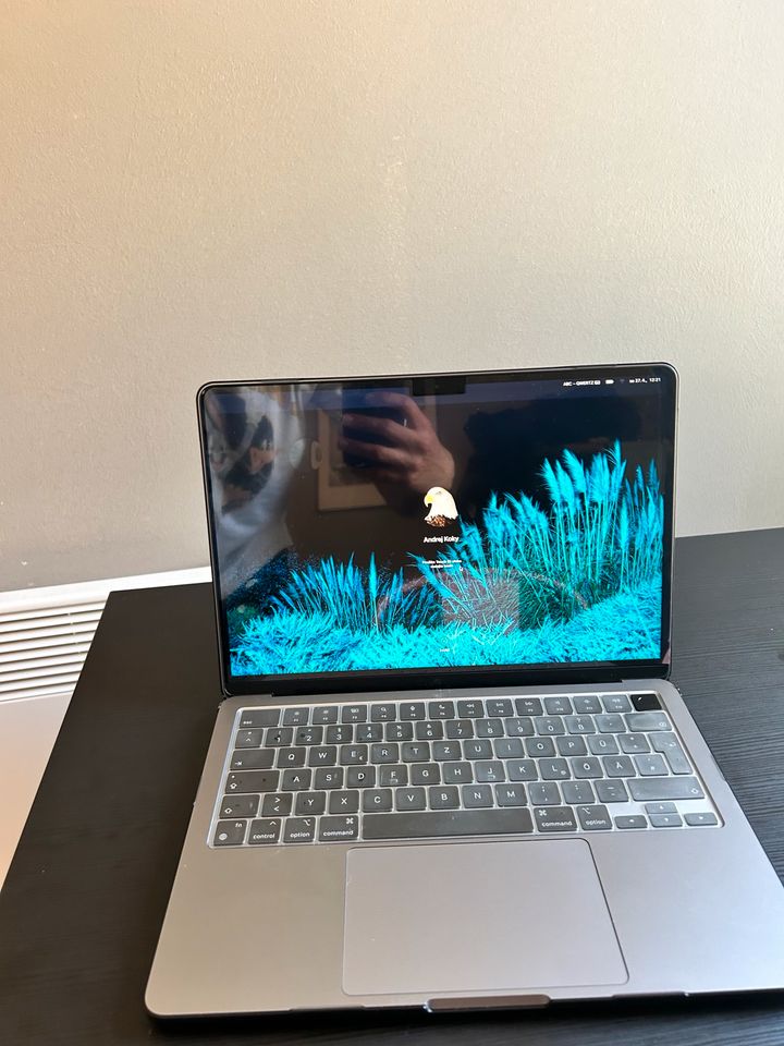 macbook air m2 13zoll 256gb in Rostock