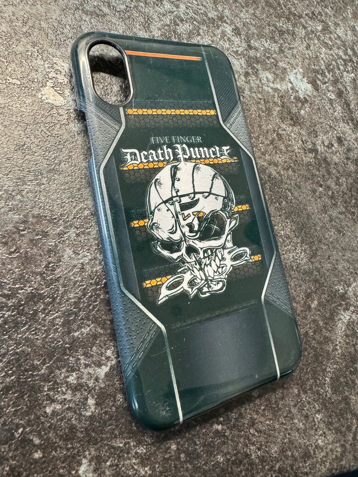 Five Finger Death Punch IPhone X Smartphonehülle in Geisenheim