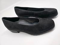 luftiger Schuh Gr. 9 (EU 40)  (fällt aber wie eine 39 aus) Brandenburg - Bernau Vorschau