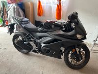 Nagelneue Yamaha Yzf r3 zu verkaufen 900km! Bayern - Waldkraiburg Vorschau