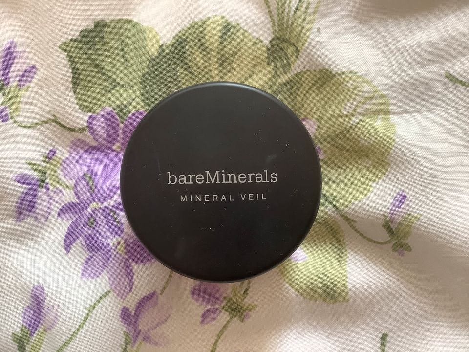 Mineral Veil von Bare Minerals in Dresden