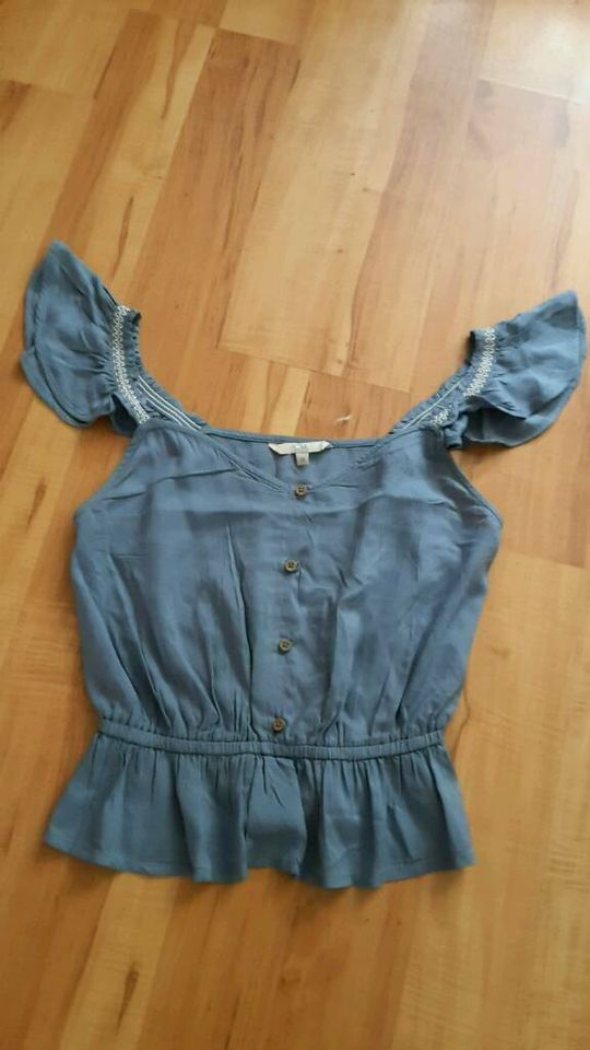 Bluse für Damen neu Gr 36 in Remscheid