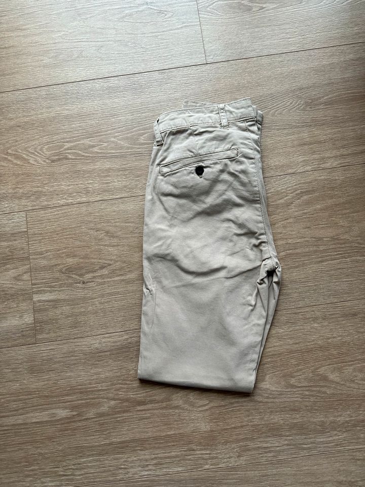 Zara Chino hellbeige Gr. 36 in Hamburg