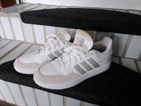 Adidas Hoops Herren Sneaker Schuhe Größe 43 1/3 Nordrhein-Westfalen - Waldfeucht Vorschau