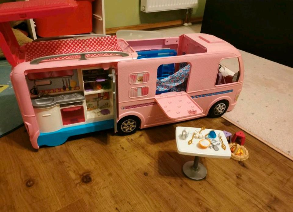 Barbie Camper Wohnmobil in Wetzlar