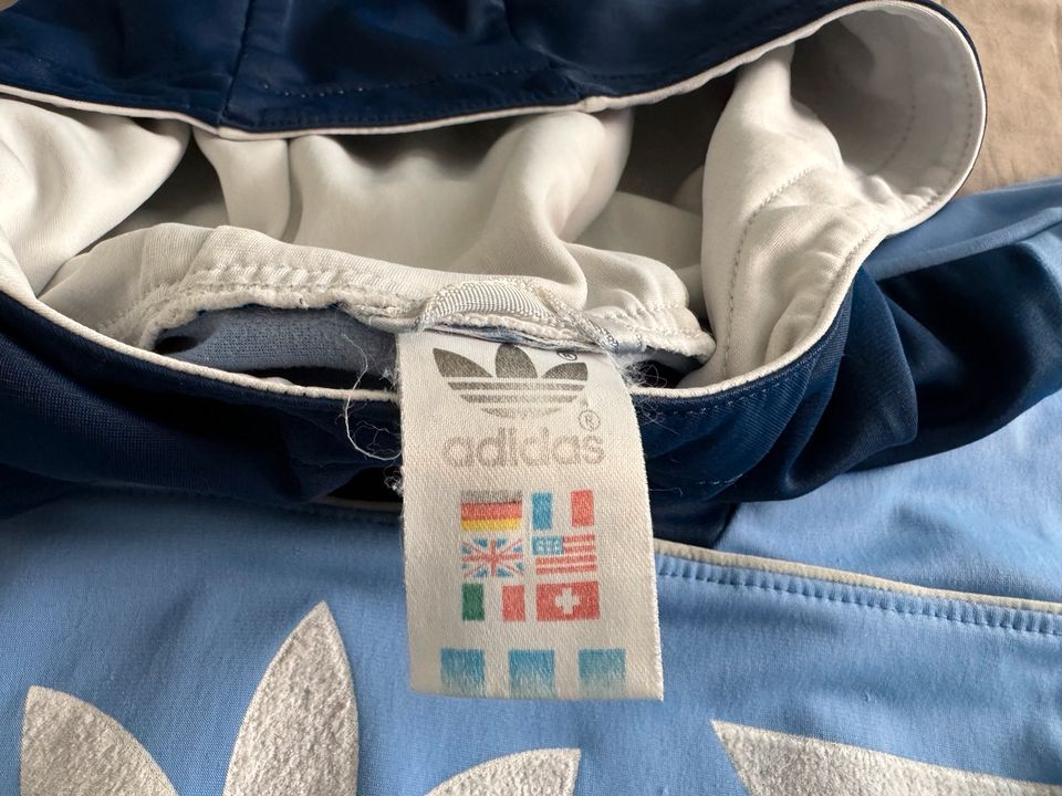 Adidas Vintage Hoodie Gr S / M Blau in München