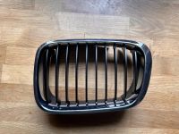 Kühlergrill Niere links BMW 3er Compact E46    51 13 8 208 487 Nordrhein-Westfalen - Stolberg (Rhld) Vorschau