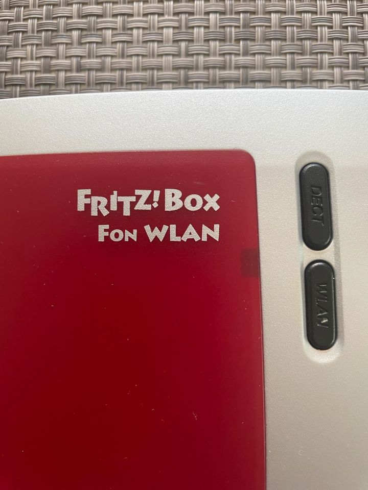 Fritz Box Fon WLAN 7270 Router in Boostedt