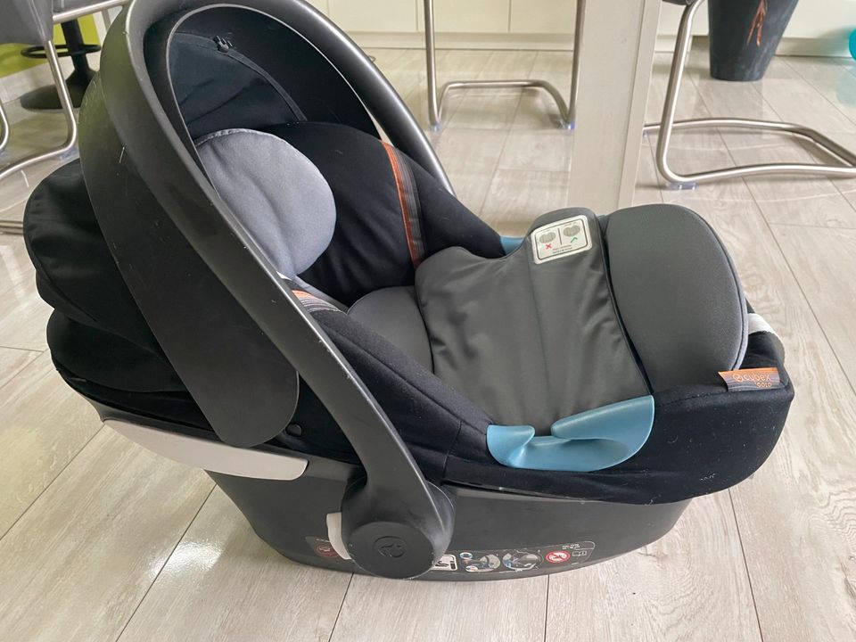 Cybex Gold Aton M i-Size Autoschale pepper black + ISOFIX Base M in Luckenwalde