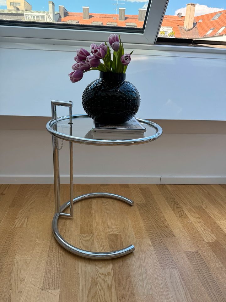 H&M Home Runde Vase aus Glas Glasvase Schwarz - NEU! in München