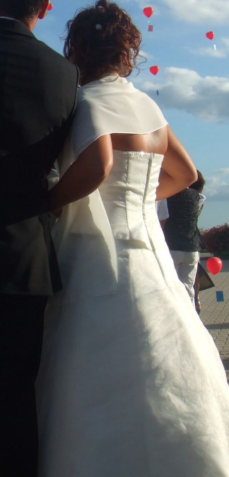 Hochzeitskleid Brautkleid Gr. 40 in Hartheim