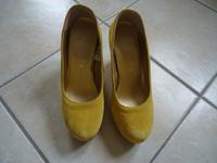 Damenschuhe Keilabsatz und Plateau, Gr.40 Ocker/Maisgelb, Neuw. Baden-Württemberg - Gengenbach Vorschau