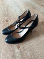 Pier One Pumps mit Riemchen Niedersachsen - Wunstorf Vorschau