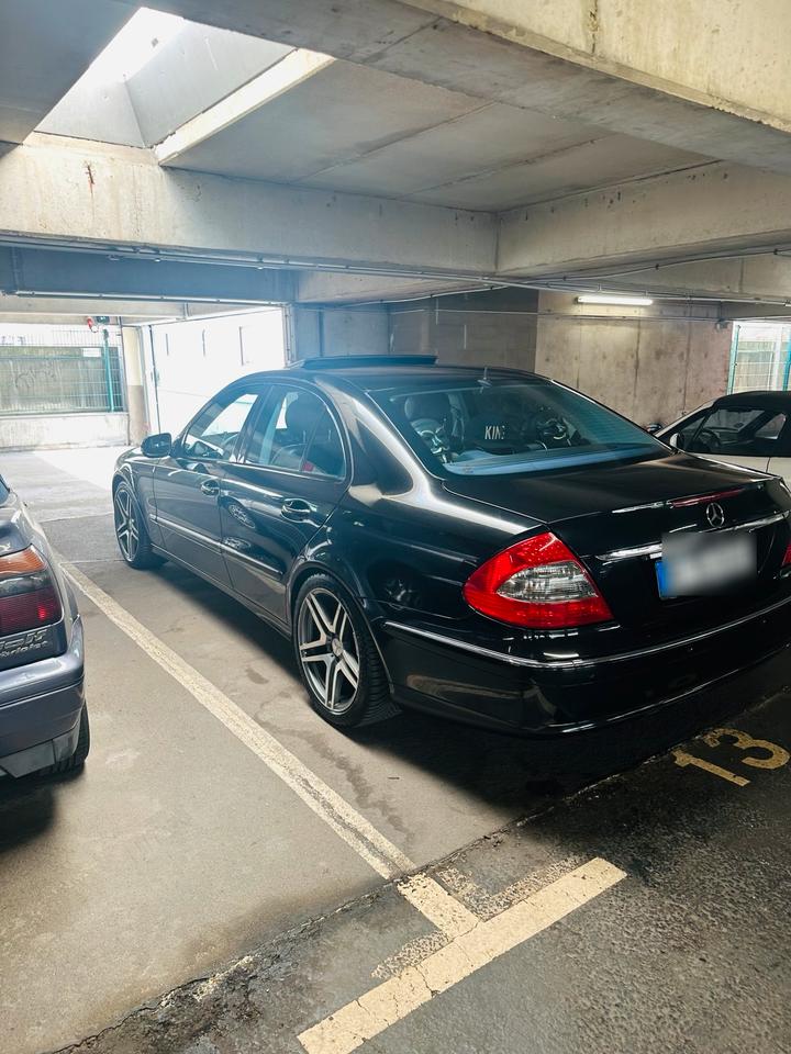 Mercedes E Klasse 320 CDI AVANTGARDE ,Automatic,Xenonlicht in Berlin