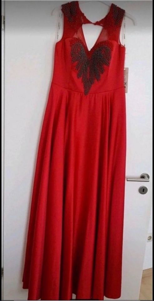 Abendkleid rot Satin in Gelsenkirchen