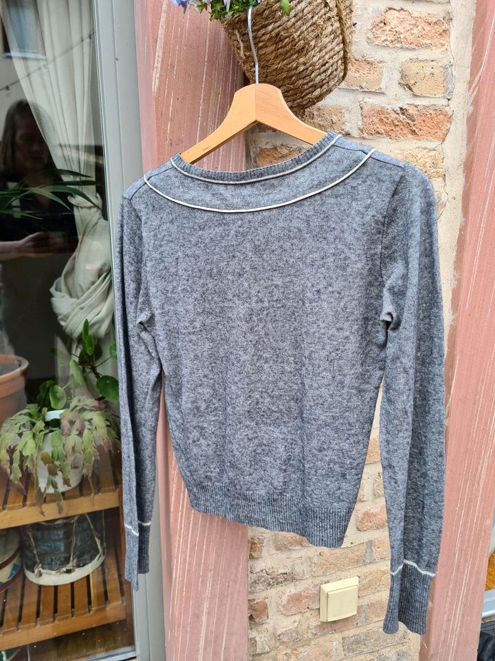 Süßer Woll Pulli von Max & Co., Größe S/36 in Frankfurt am Main