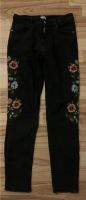 #Damenjeans Gr. 32 Blumen Stickereien Brandenburg - Wandlitz Vorschau