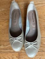 Tamaris Ballerina elegante, flache, Damenschuh Perlmutt silbrig Sachsen-Anhalt - Magdeburg Vorschau