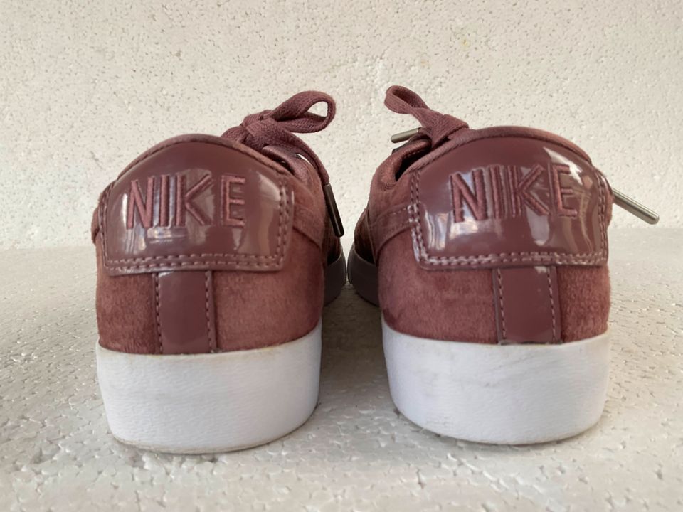 Nike Turnschuhe Blazer Low  Größe 39 in Nürnberg (Mittelfr)