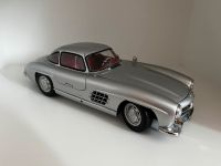 1:18 Modellauto MINICHAMPS Mercedes-Benz 300 SL W198 Silber TOP Baden-Württemberg - Schwieberdingen Vorschau