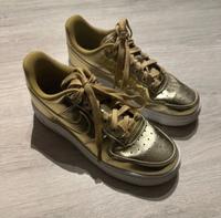 Nike WMNS Air Force 1 SP "Liquid Metal" Hessen - Bensheim Vorschau