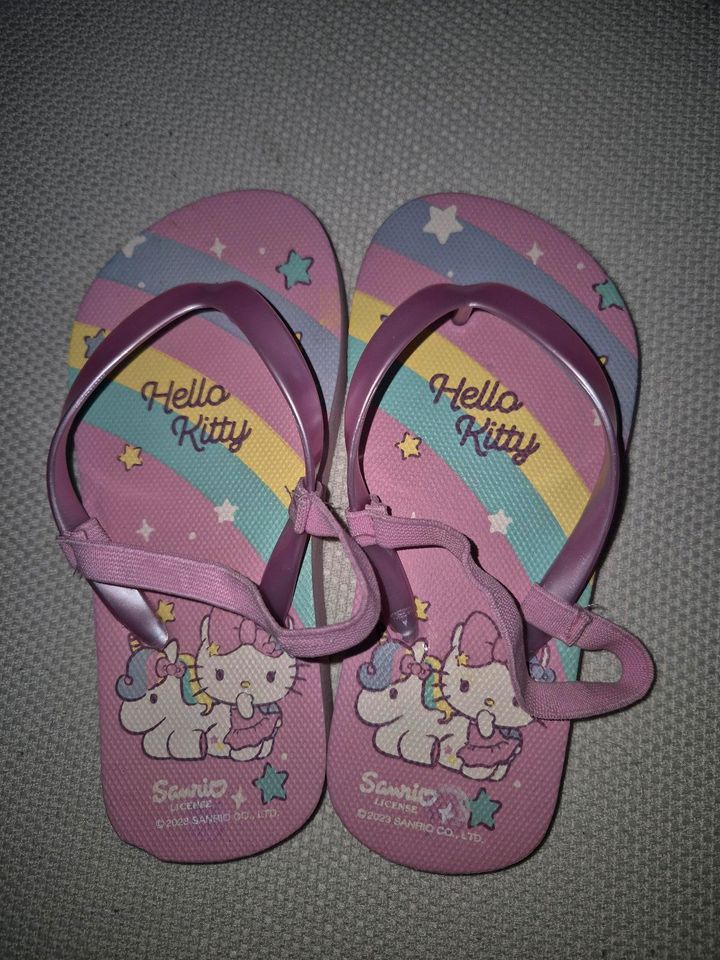 Hello Kitty Flip Flop Gr. 28/29 in Castrop-Rauxel