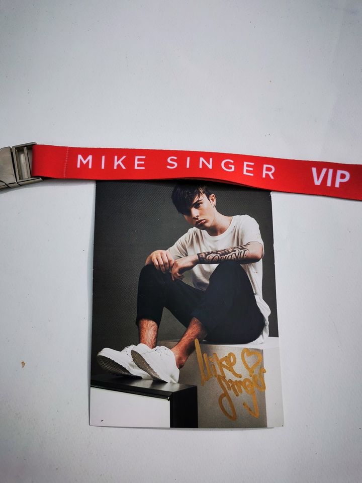 Mike Singer VIP-Karte, Band und Autogramm in Leipzig