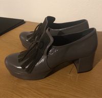 Hammerstein Schuhe grau Lackleder Gr. 41 Bayern - Aiterhofen Vorschau