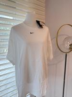 Nike T-Shirt Größe XL ❗️Neu❗️ Niedersachsen - Gifhorn Vorschau