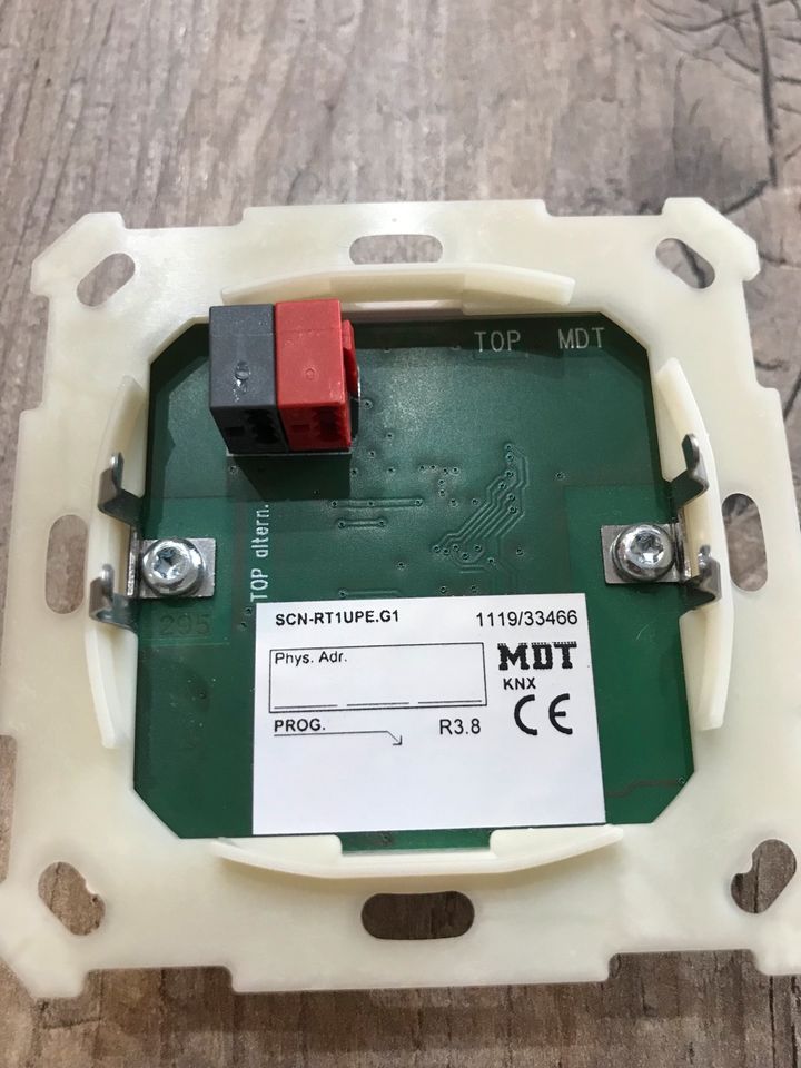 MDT SCN-RT1UPE.G1 Raumtemperaturregler, 55mm, UP in Bad Dueben