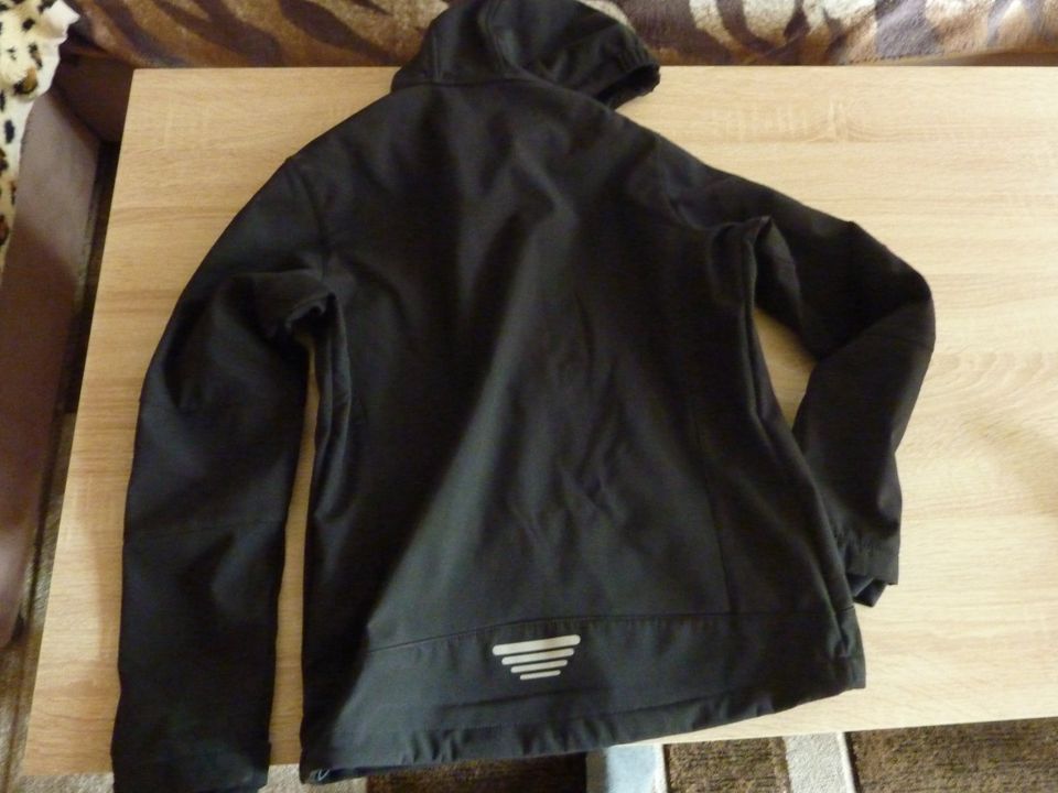 CMP Softshelljacke Gr.164 Clima Protect schwarz Neuwertig in Oberpframmern